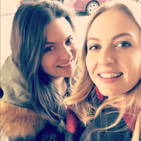 Meet your Posher, Alexandra - Picture 1 of 1